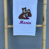 Toalha Bordada com a Masha e o Urso